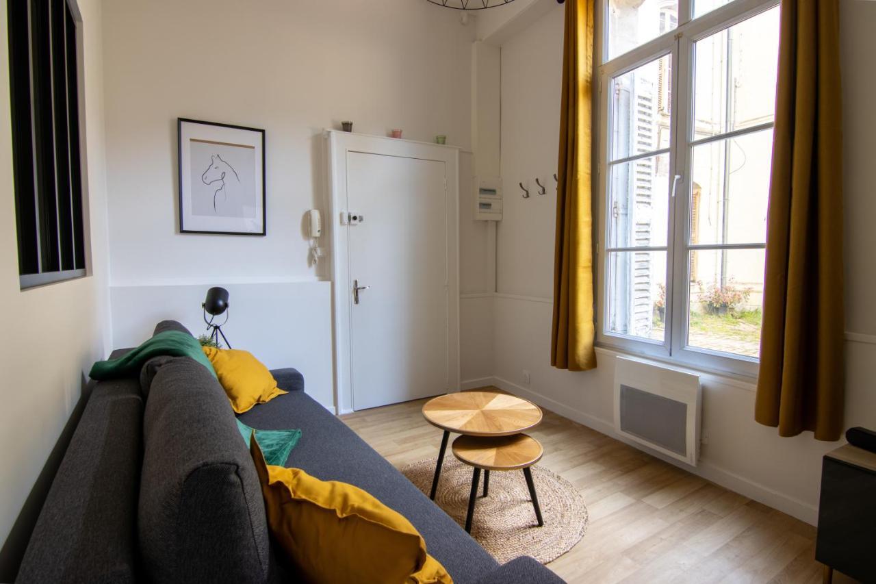 Apt Bords de Loire - RDC - Au pied du Château Saumur Extérieur photo